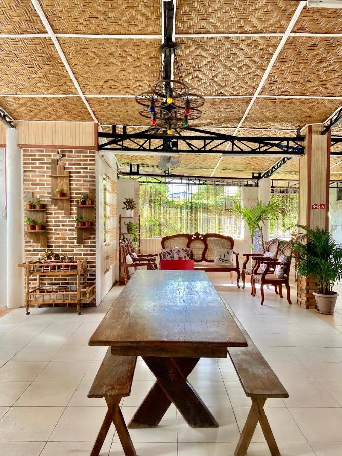 Balai Tinay Guesthouse Legazpi Bagian luar foto