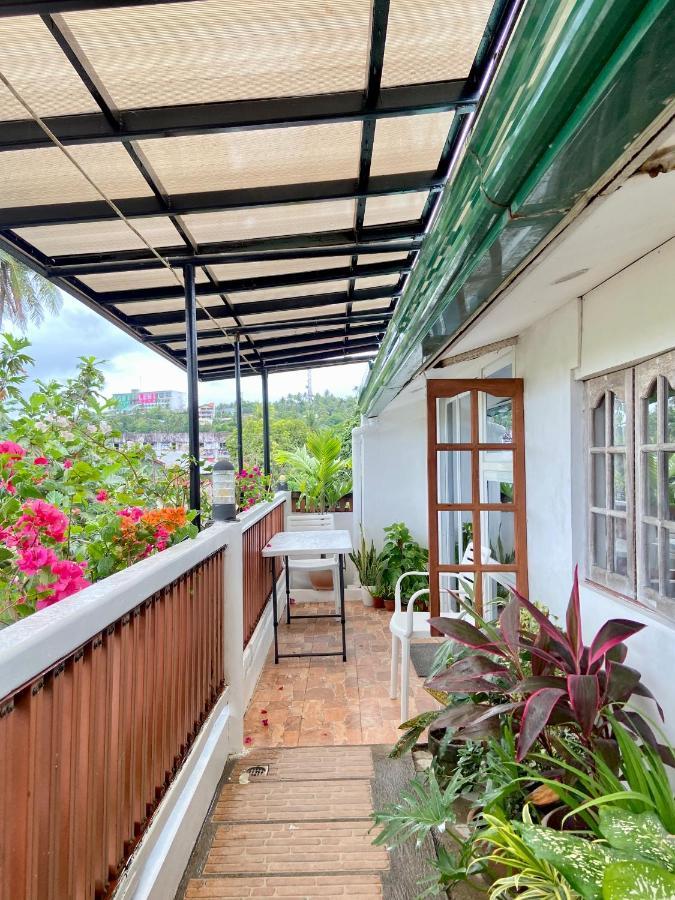 Balai Tinay Guesthouse Legazpi Bagian luar foto