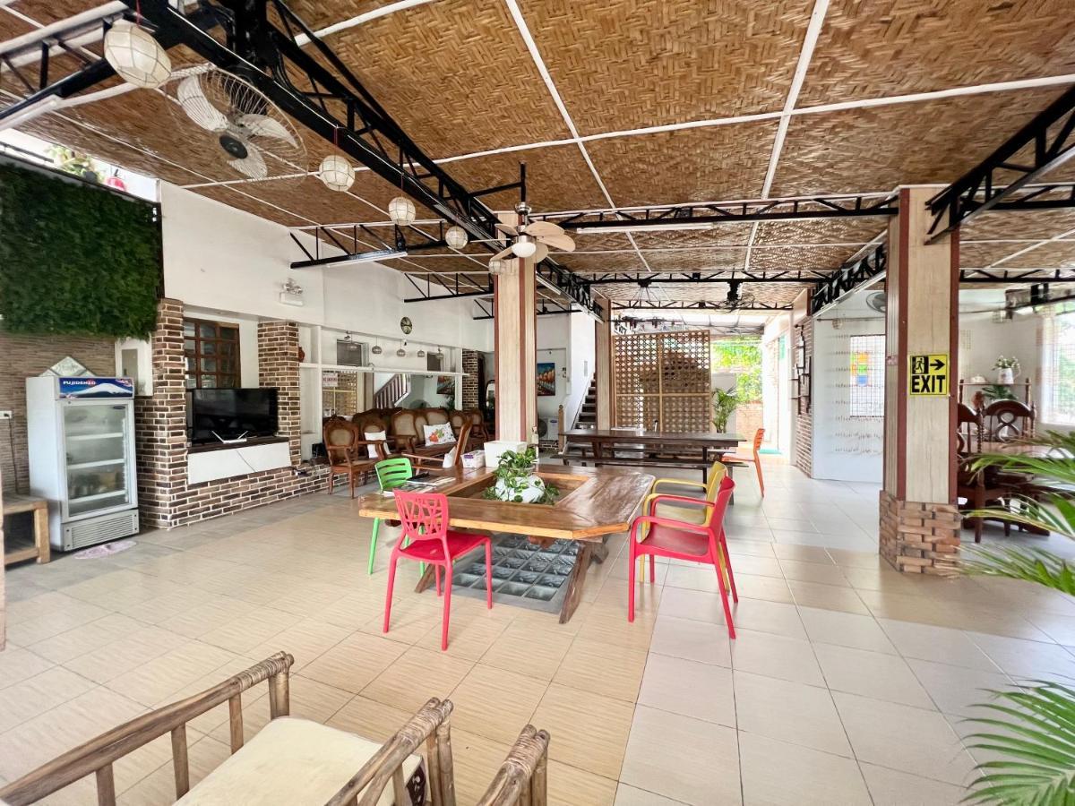 Balai Tinay Guesthouse Legazpi Bagian luar foto