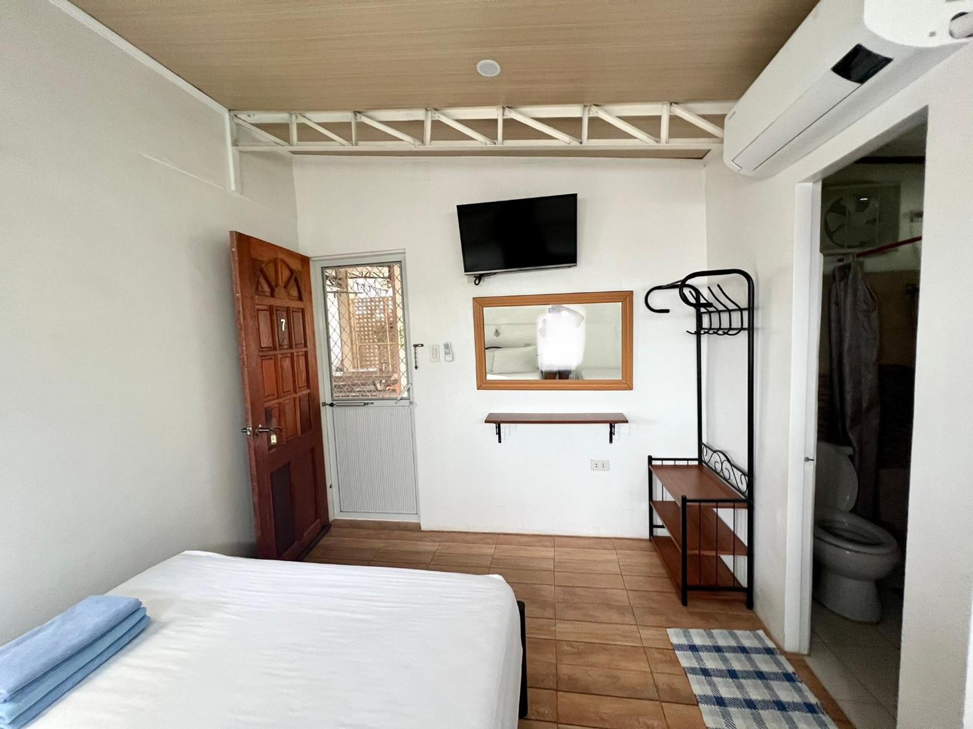 Balai Tinay Guesthouse Legazpi Ruang foto