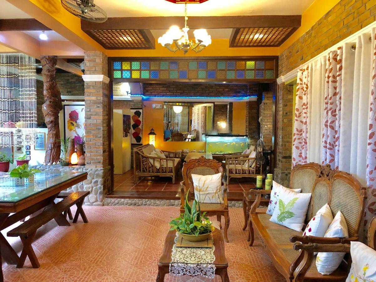 Balai Tinay Guesthouse Legazpi Bagian luar foto