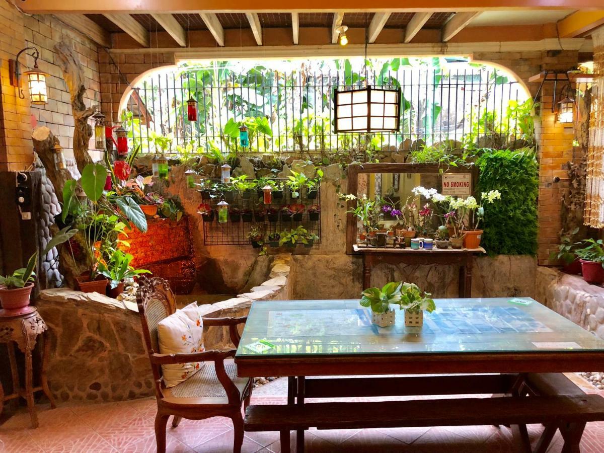 Balai Tinay Guesthouse Legazpi Bagian luar foto