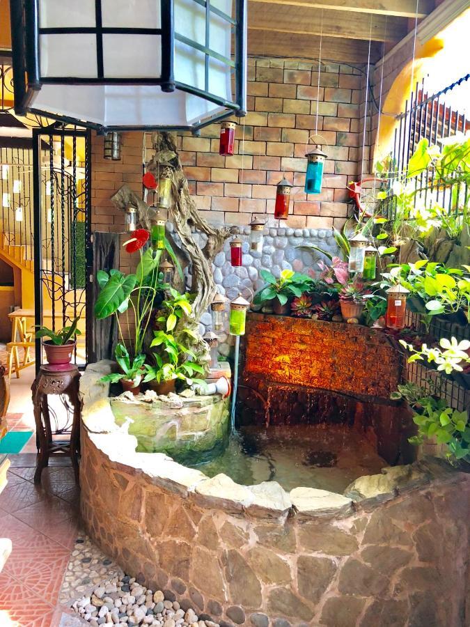 Balai Tinay Guesthouse Legazpi Bagian luar foto